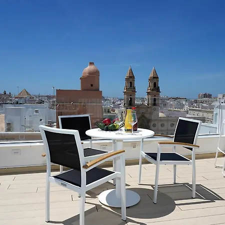 Plaza Mina - Adults Recommended By Luxury